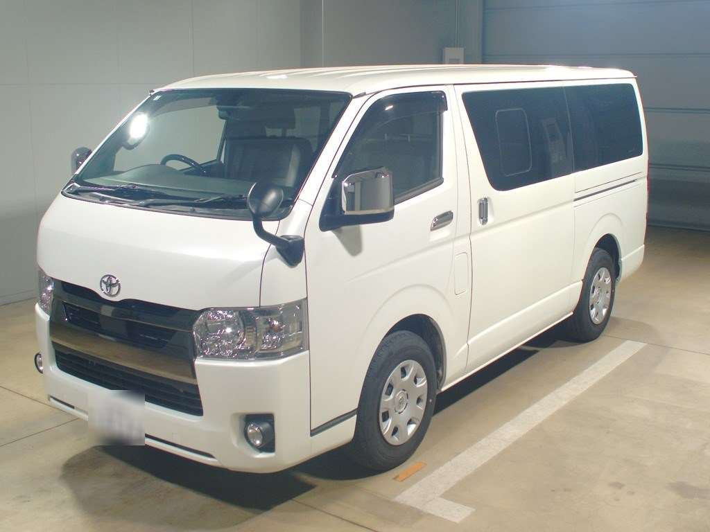 2022 Toyota Hiace Van TRH200V[0]