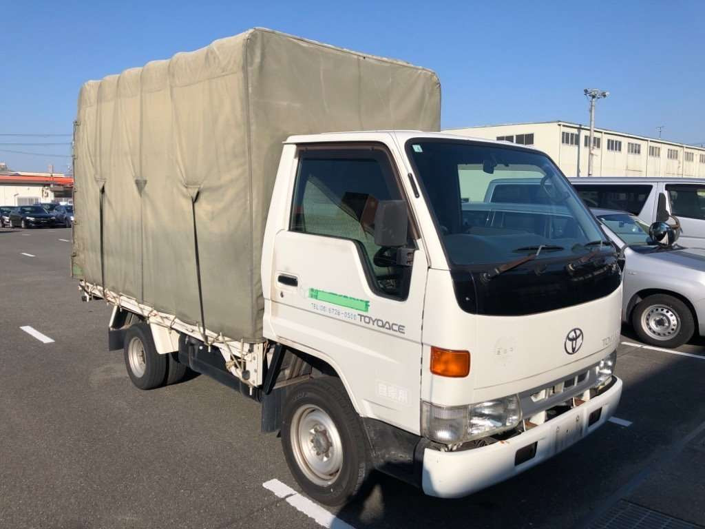 2000 Toyota Toyoace Truck YY121[2]