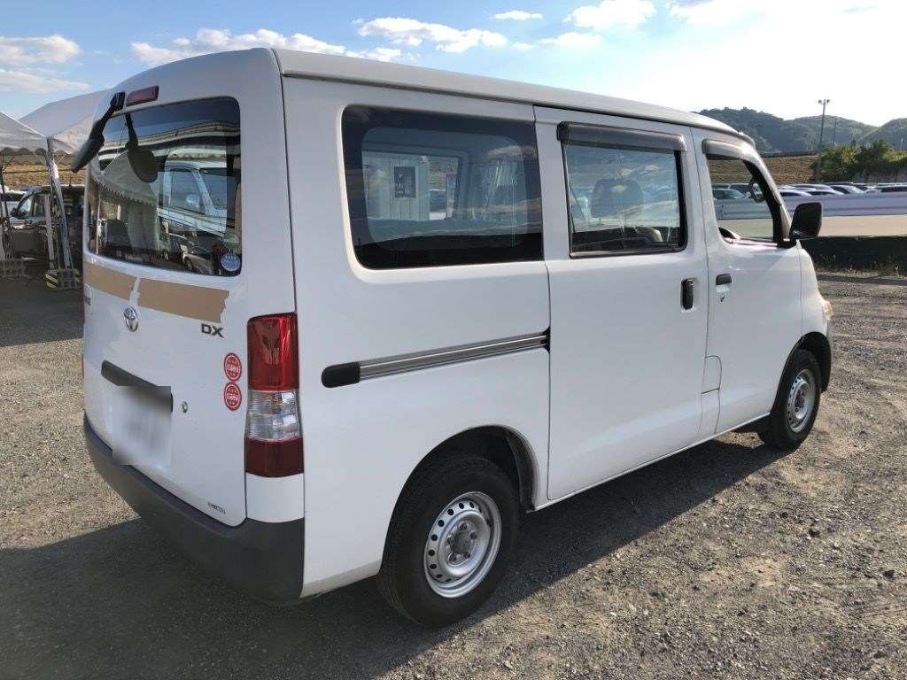 2015 Toyota Townace Van S402M[1]