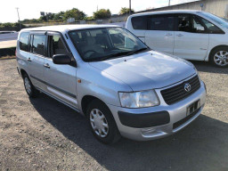 2010 Toyota Succeed Van