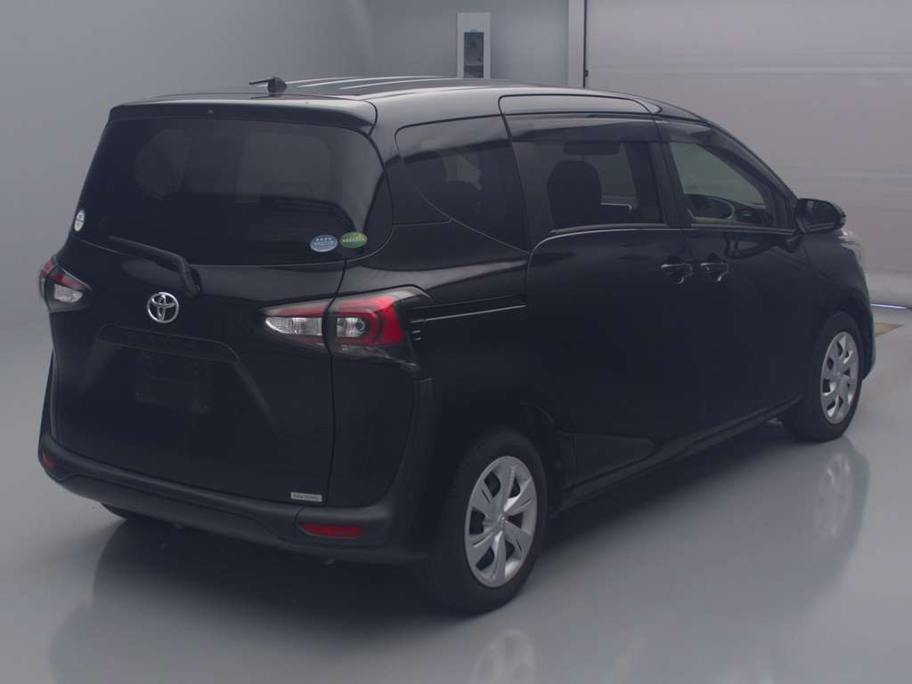 2020 Toyota Sienta NSP170G[1]