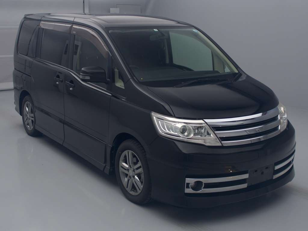 2009 Nissan Serena CC25[2]