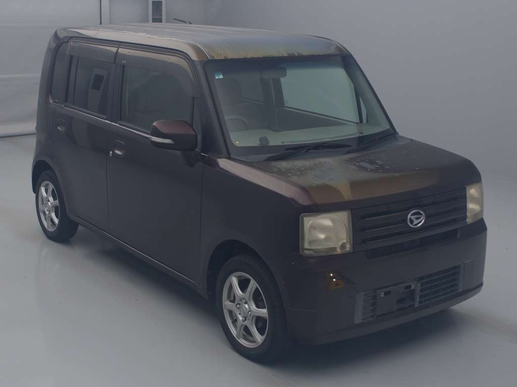 2010 Daihatsu Move Conte L575S[2]