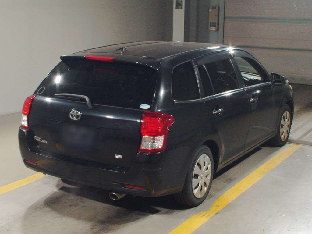 2013 Toyota Corolla Fielder ZRE162G[1]