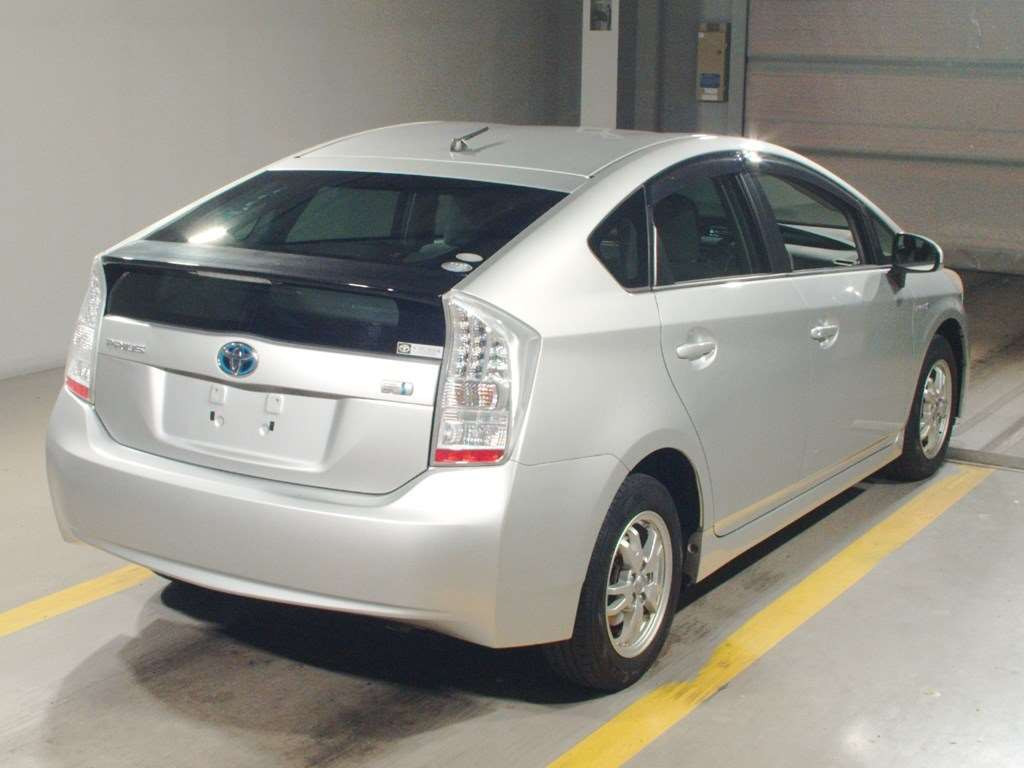 2009 Toyota Prius ZVW30[1]