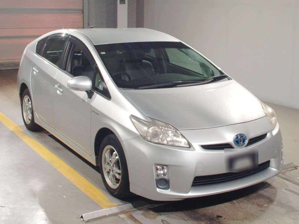 2009 Toyota Prius ZVW30[2]