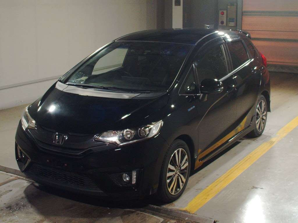 2013 Honda Fit Hybrid GP5[0]