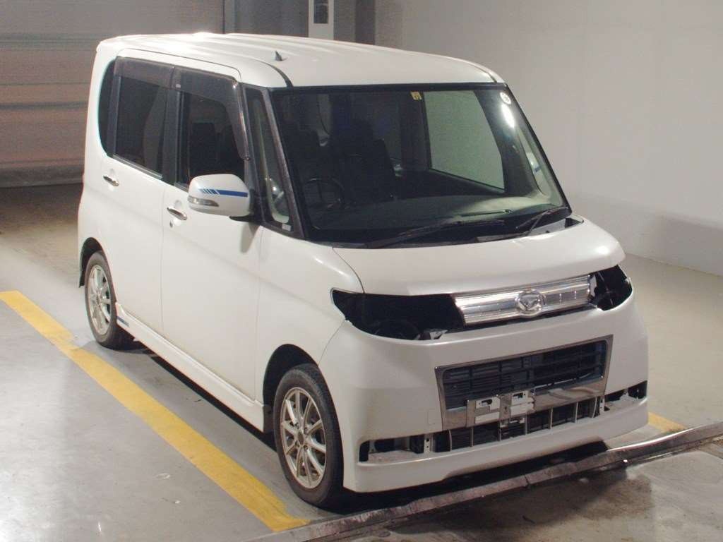 2008 Daihatsu Tanto L375S[2]