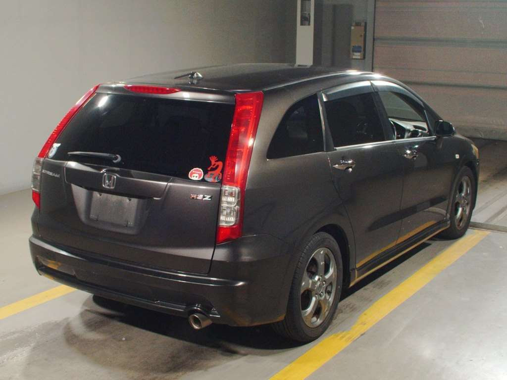 2007 Honda Stream RN6[1]