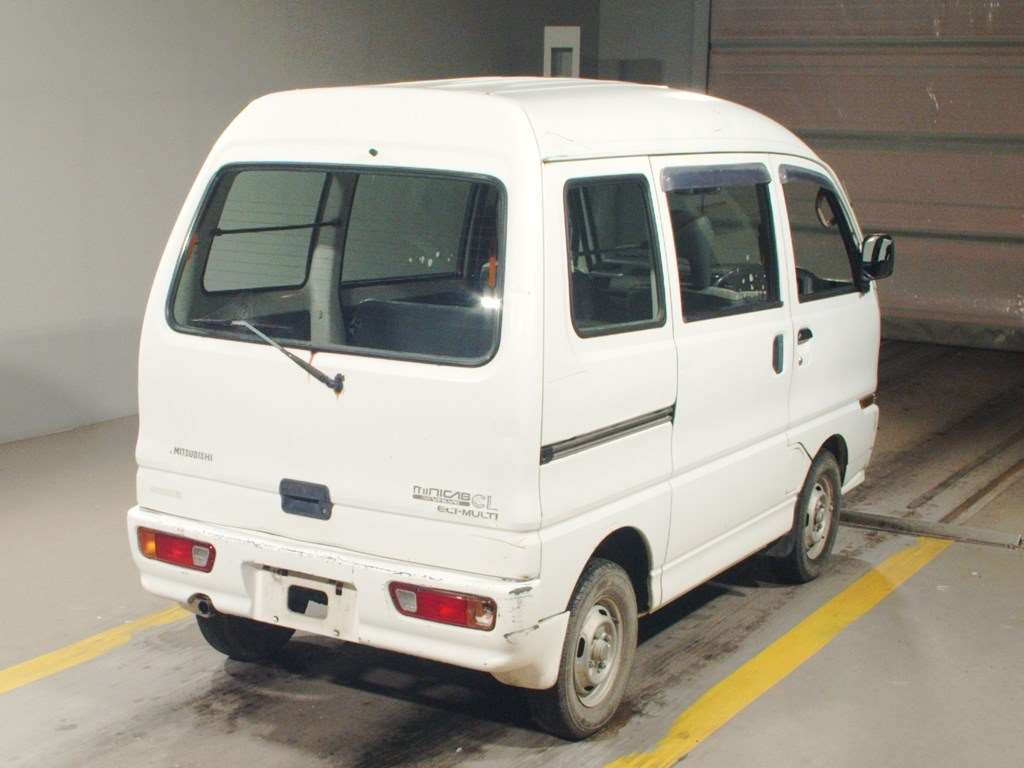 1998 Mitsubishi Minicab Van U41V[1]