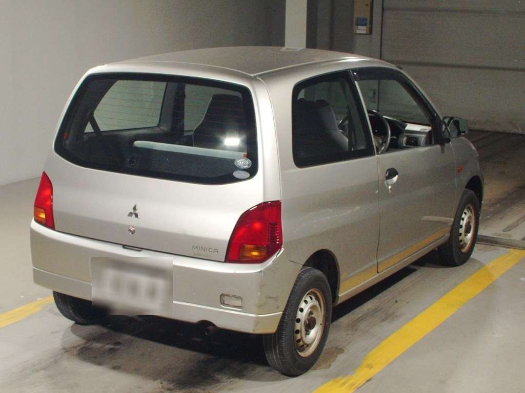 2003 Mitsubishi Minica H42V[1]