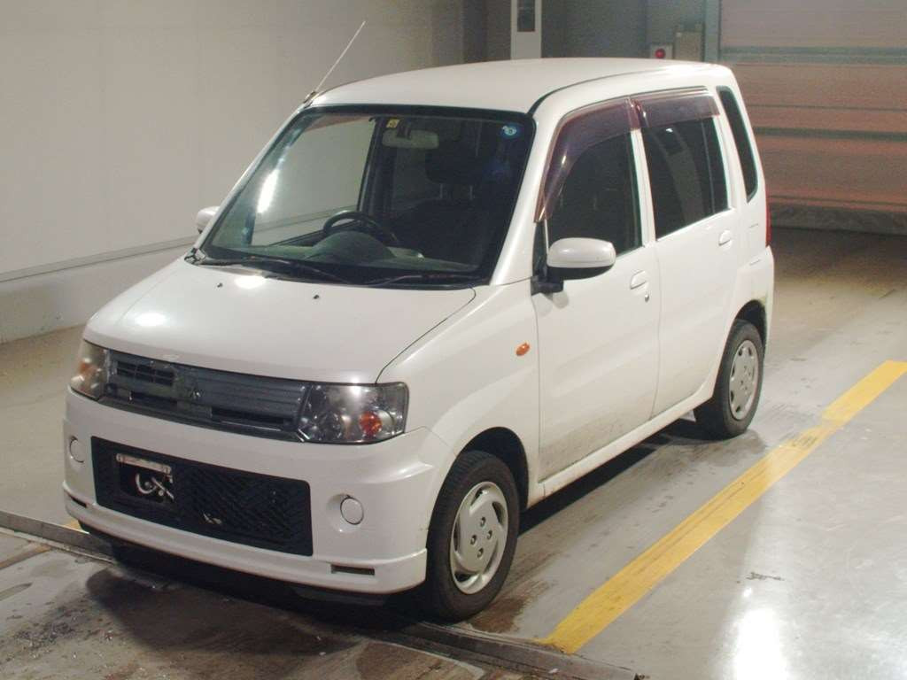 2009 Mitsubishi Toppo H82A[0]