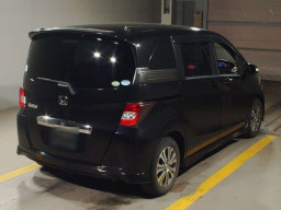 2011 Honda Freed Spike