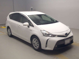 2019 Toyota Prius alpha