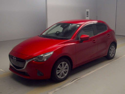 2016 Mazda Demio