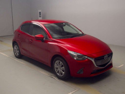 2016 Mazda Demio