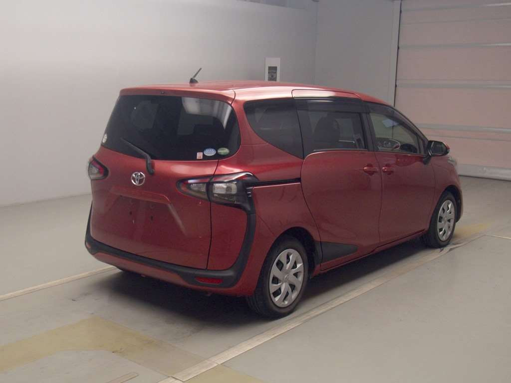 2016 Toyota Sienta NSP170G[1]