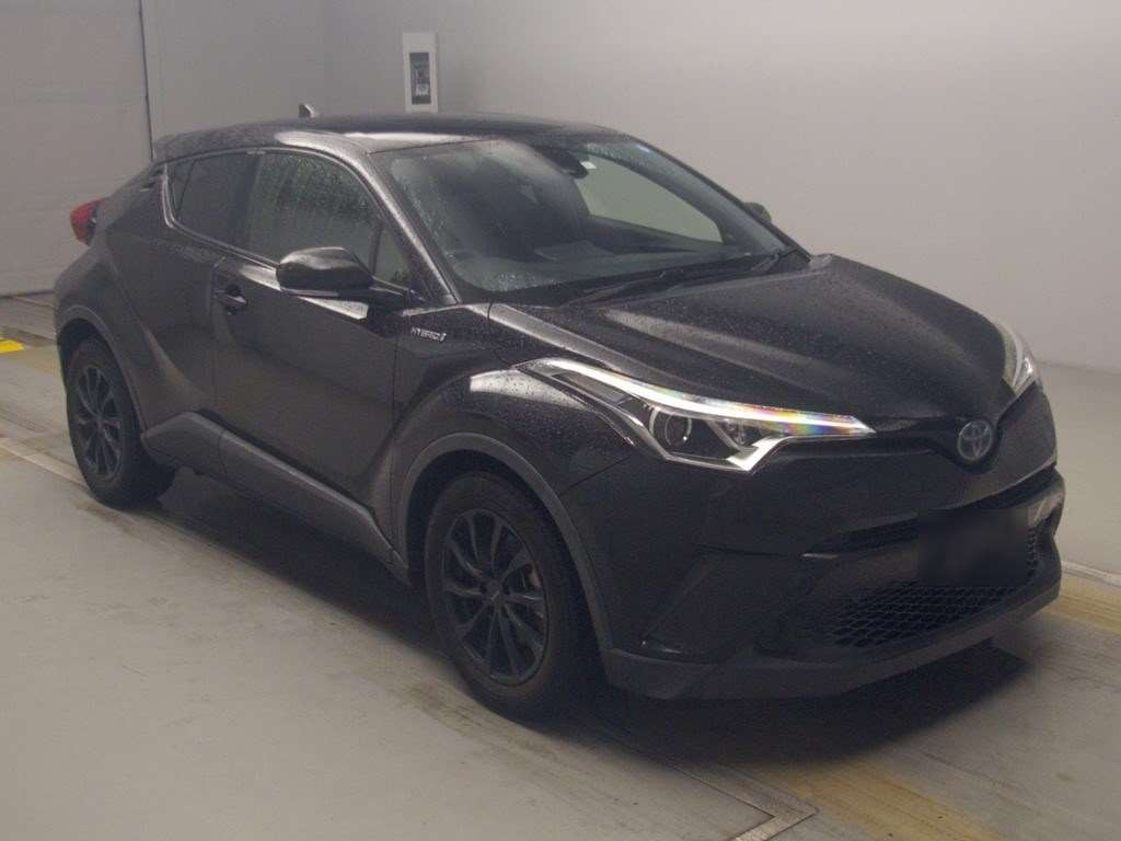 2016 Toyota C-HR ZYX10[2]