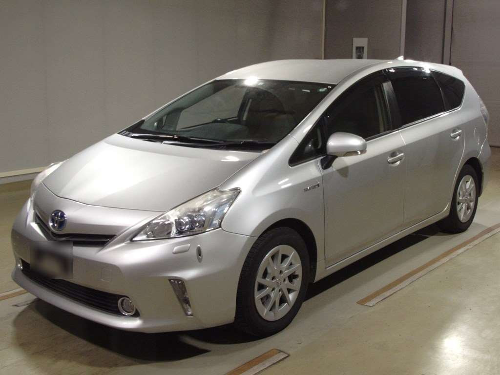 2012 Toyota Prius alpha ZVW41W[0]