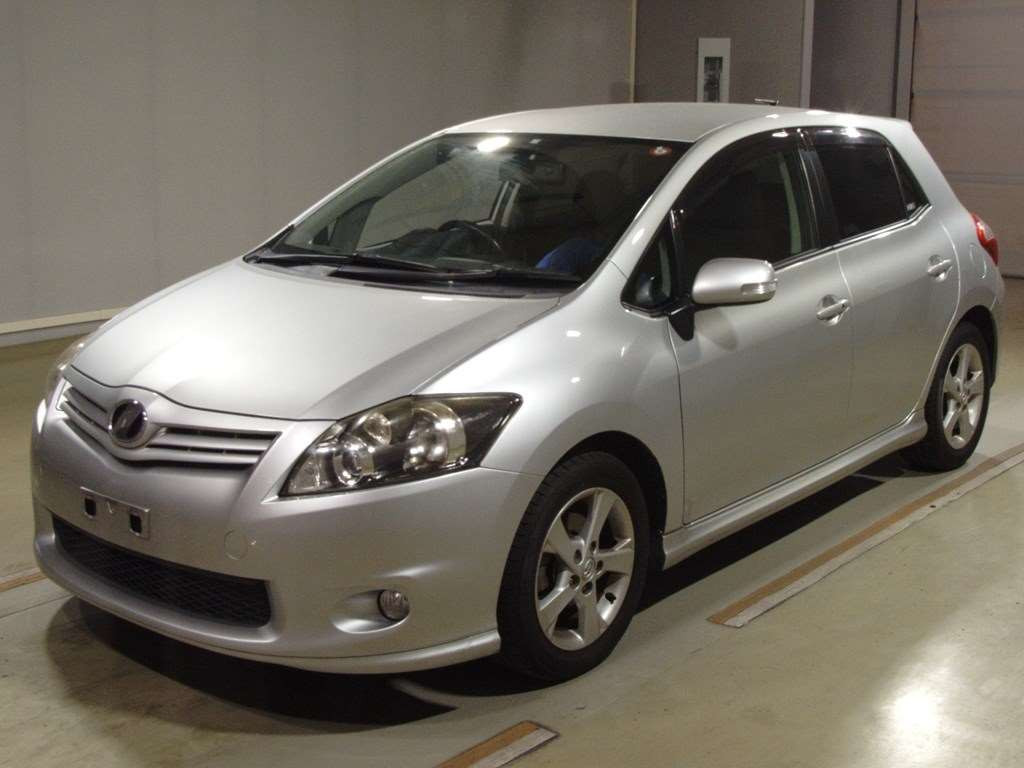 2009 Toyota Auris NZE151H[0]