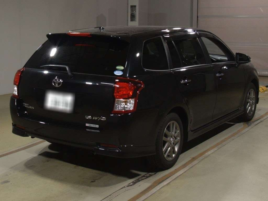 2015 Toyota Corolla Fielder NZE161G[1]