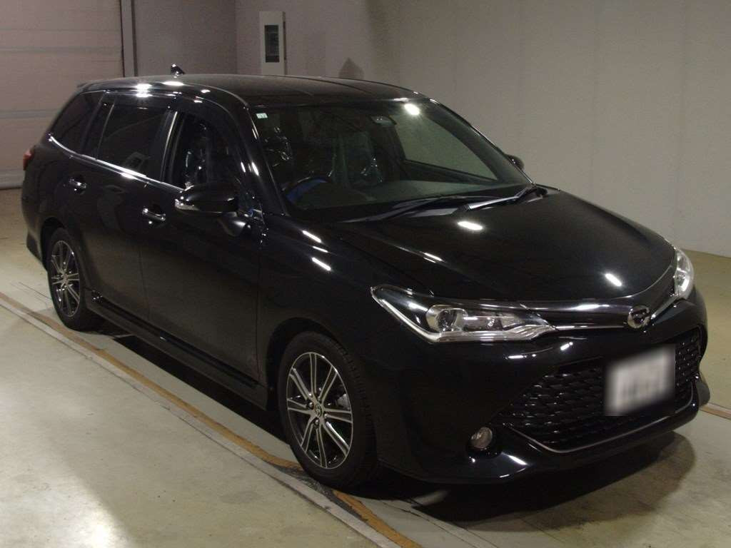 2017 Toyota Corolla Fielder NRE161G[2]