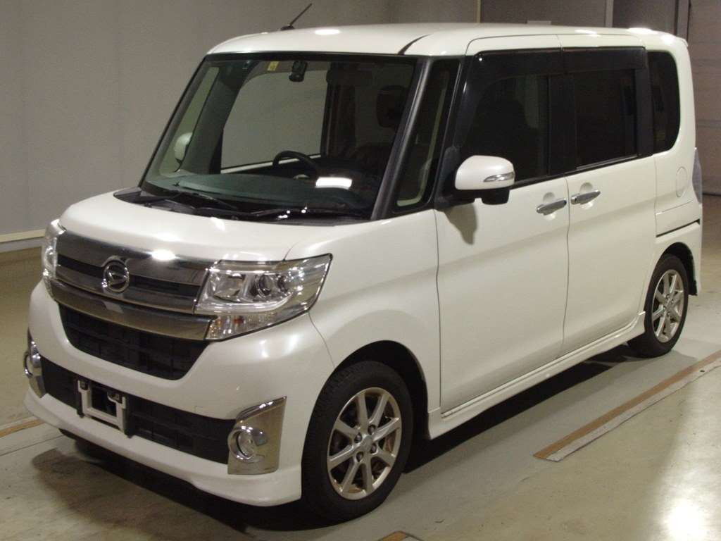 2015 Daihatsu Tanto Custom LA600S[0]