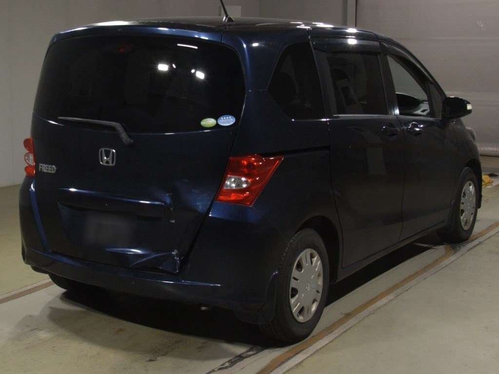 2010 Honda Freed GB3[1]