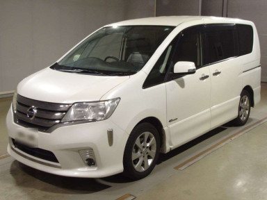 2013 Nissan Serena