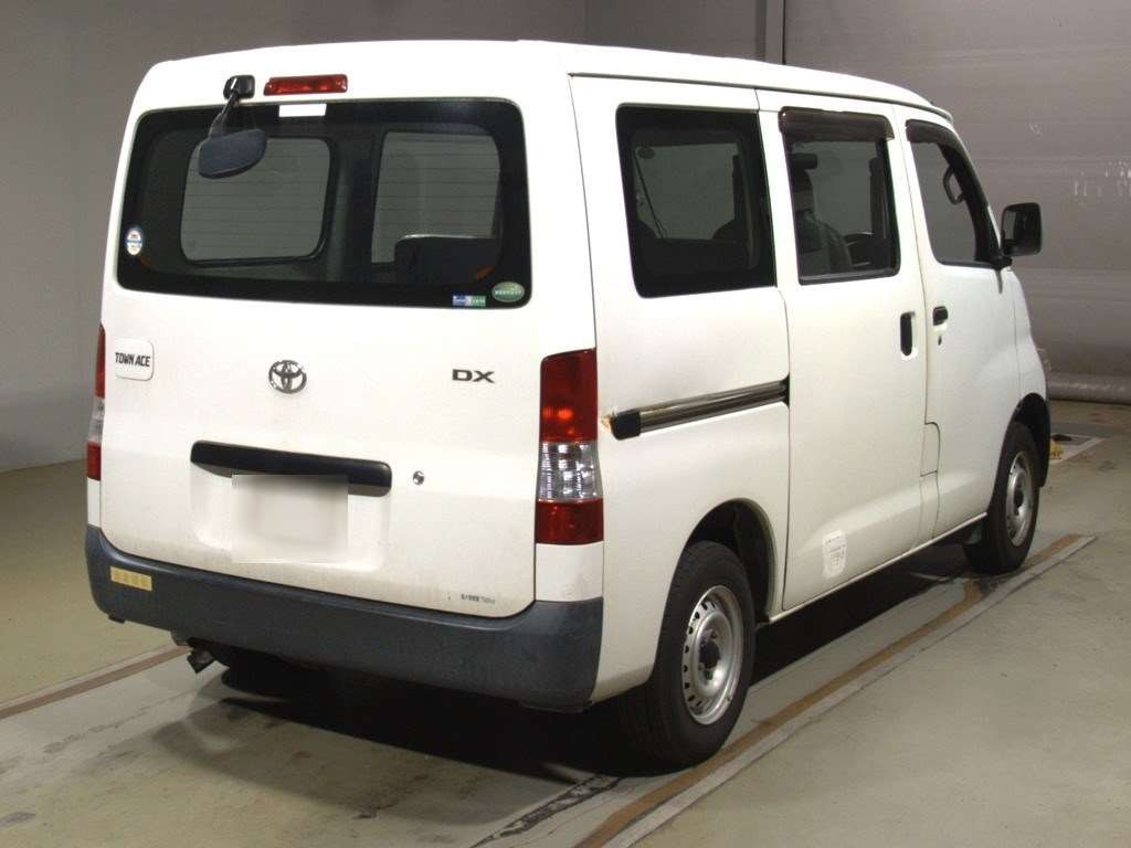 2013 Toyota Townace Van S402M[1]