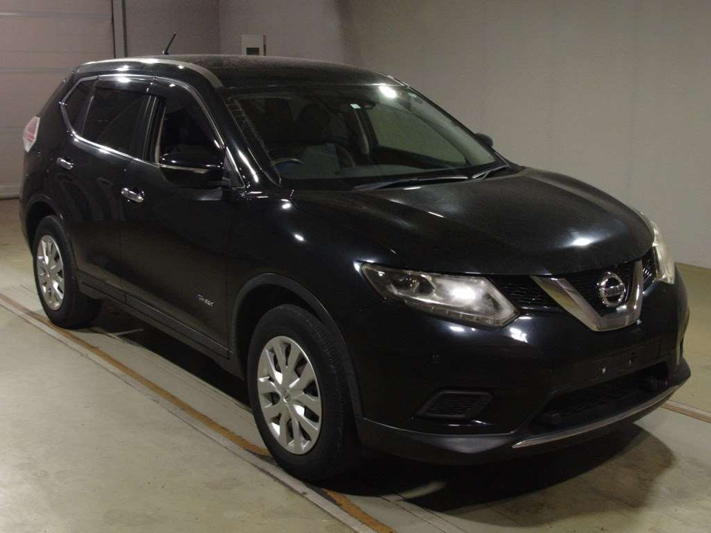 2016 Nissan X-Trail HT32[2]