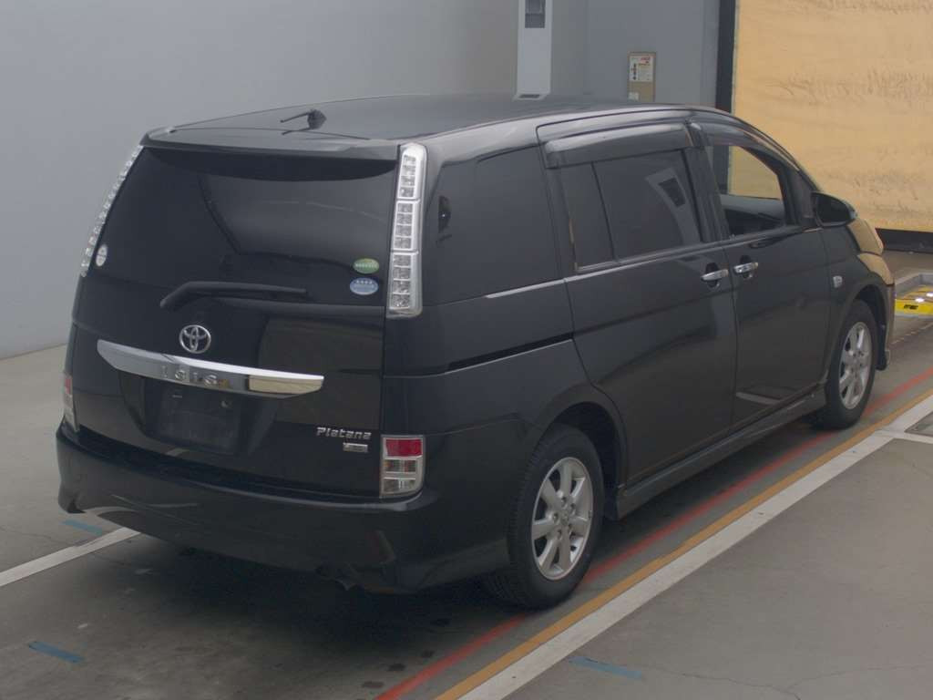 2014 Toyota Isis ZGM10W[1]