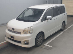 2012 Toyota Voxy