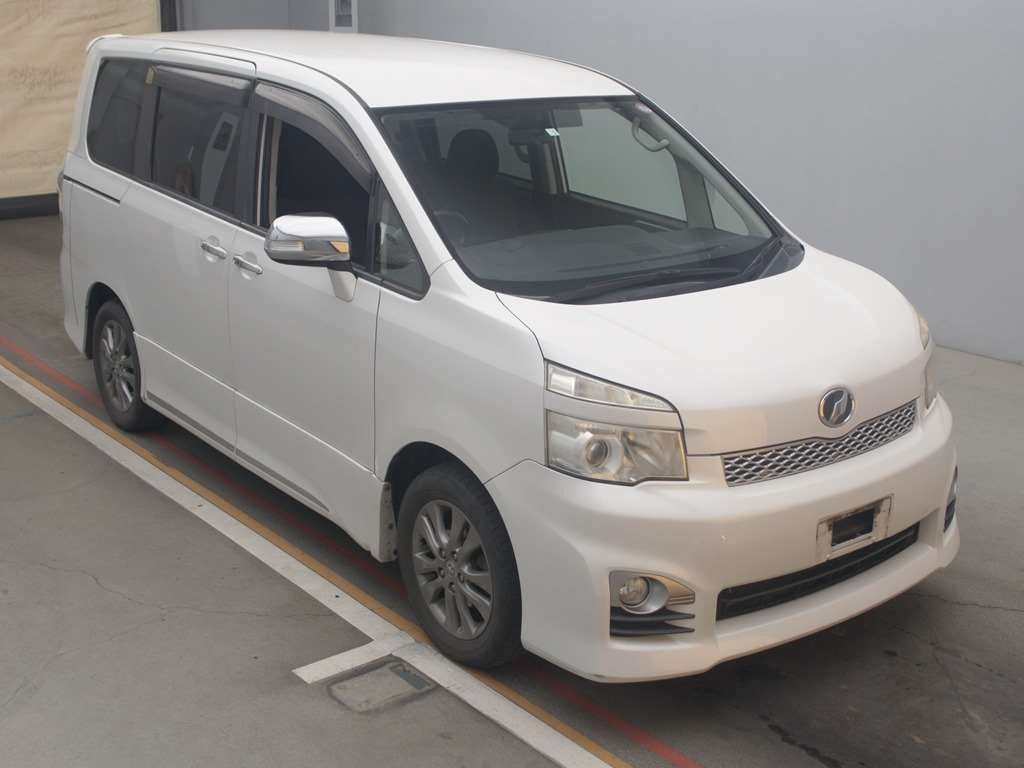 2012 Toyota Voxy ZRR70W[2]