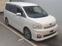 2012 Toyota Voxy