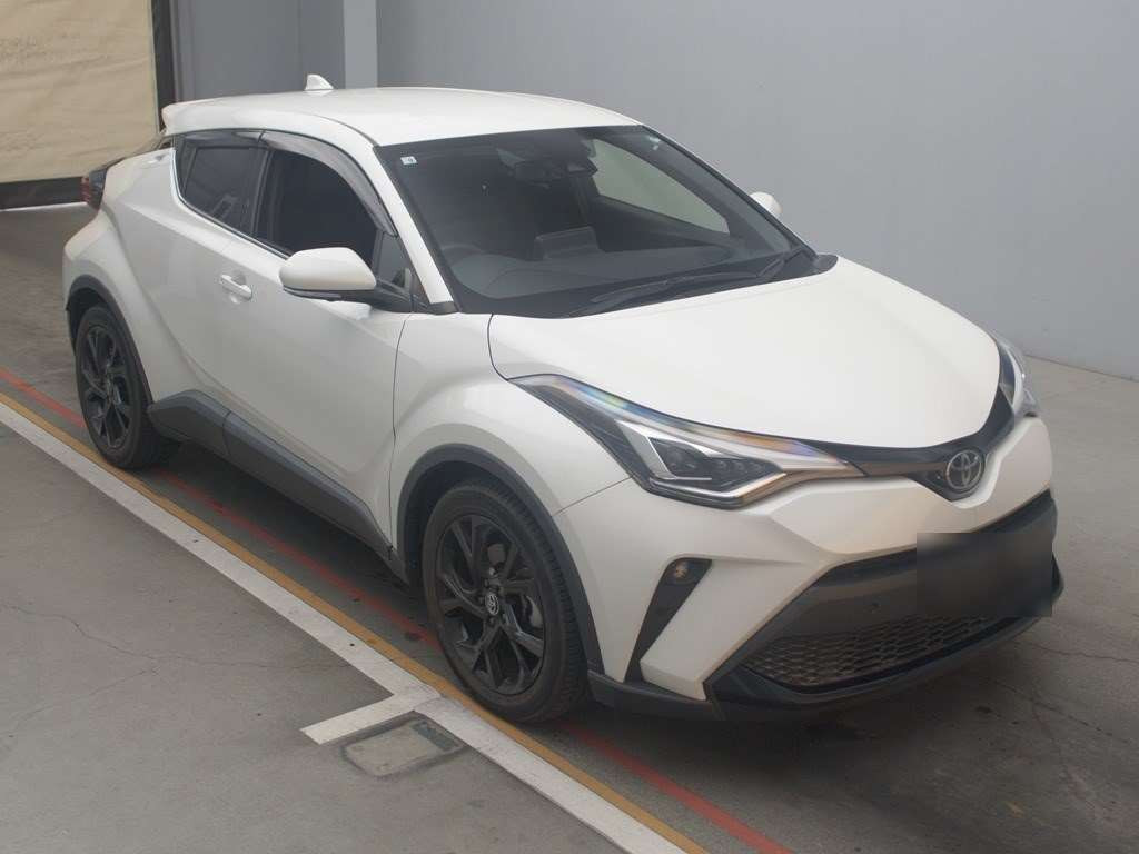 2020 Toyota C-HR NGX10[2]