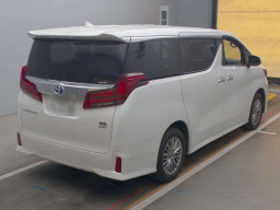 2022 Toyota Alphard Hybrid