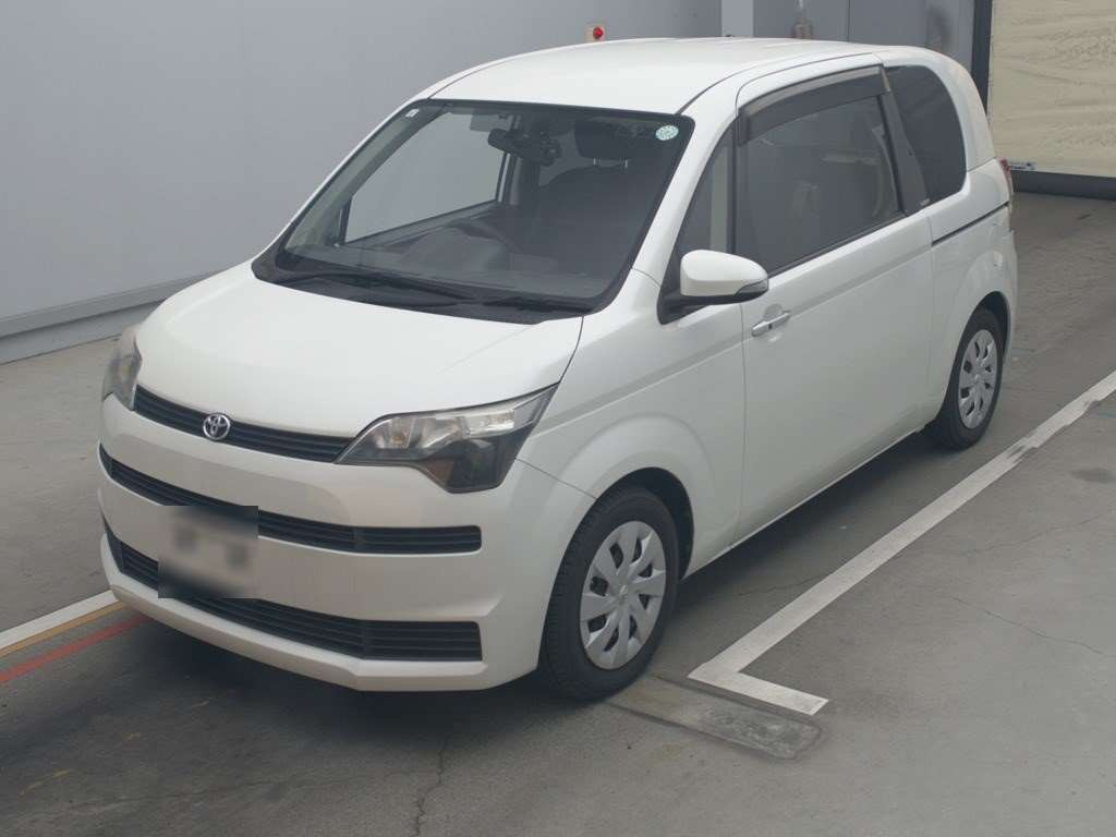 2015 Toyota Spade NCP141[0]