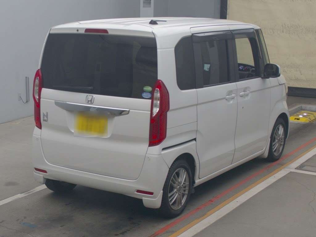 2018 Honda N-BOX JF3[1]