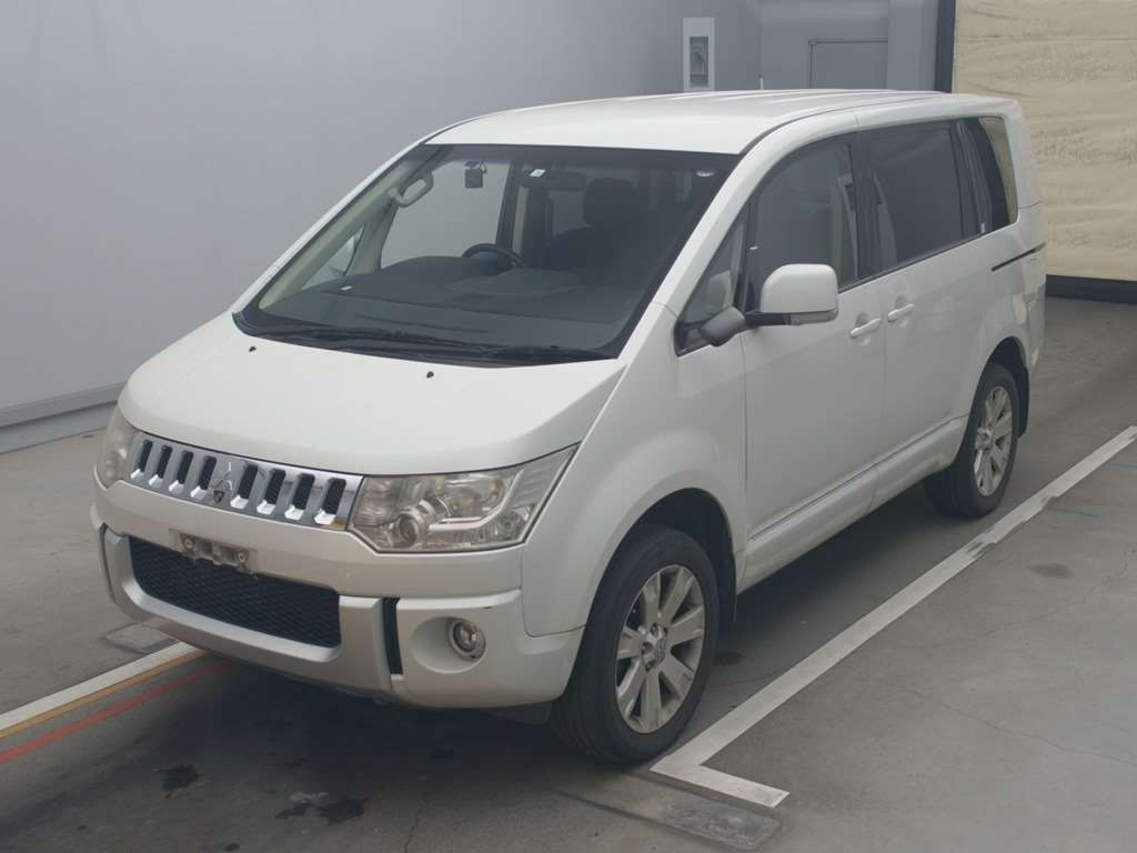 2010 Mitsubishi Delica D5 CV5W[0]