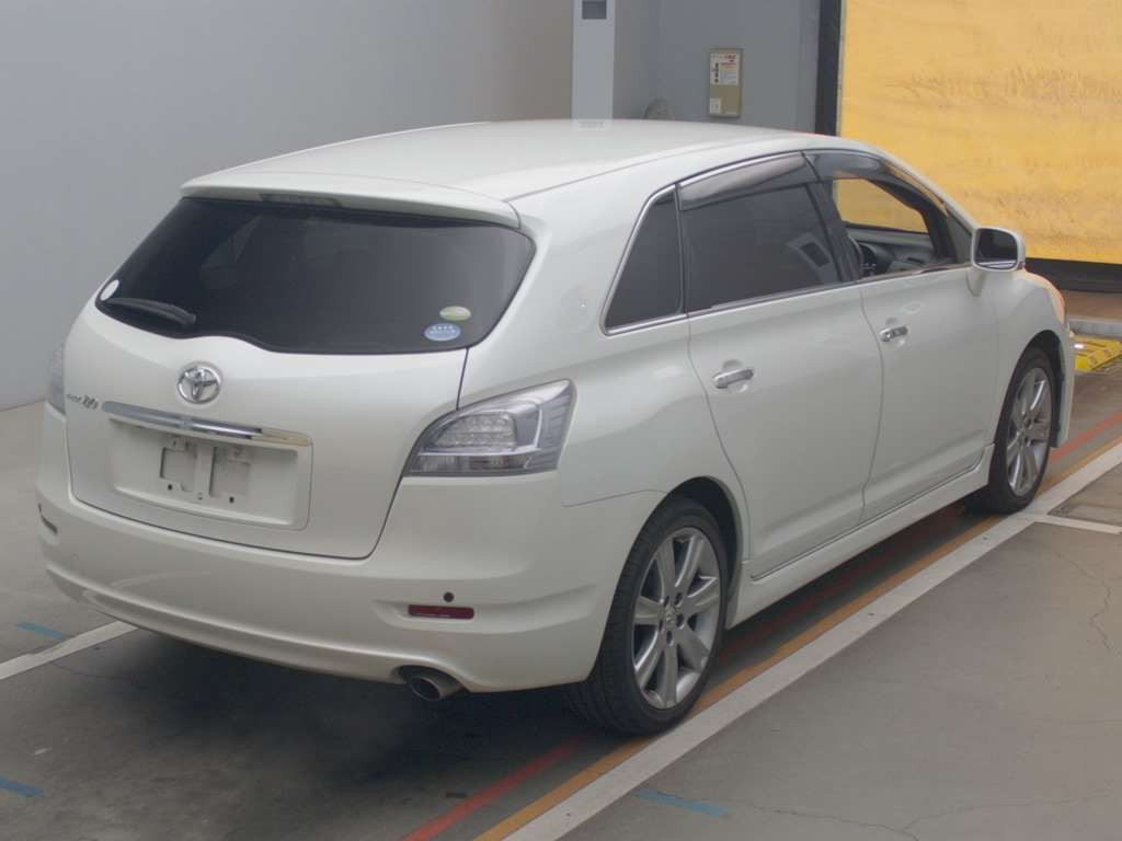 2010 Toyota Mark X Zio ANA10[1]