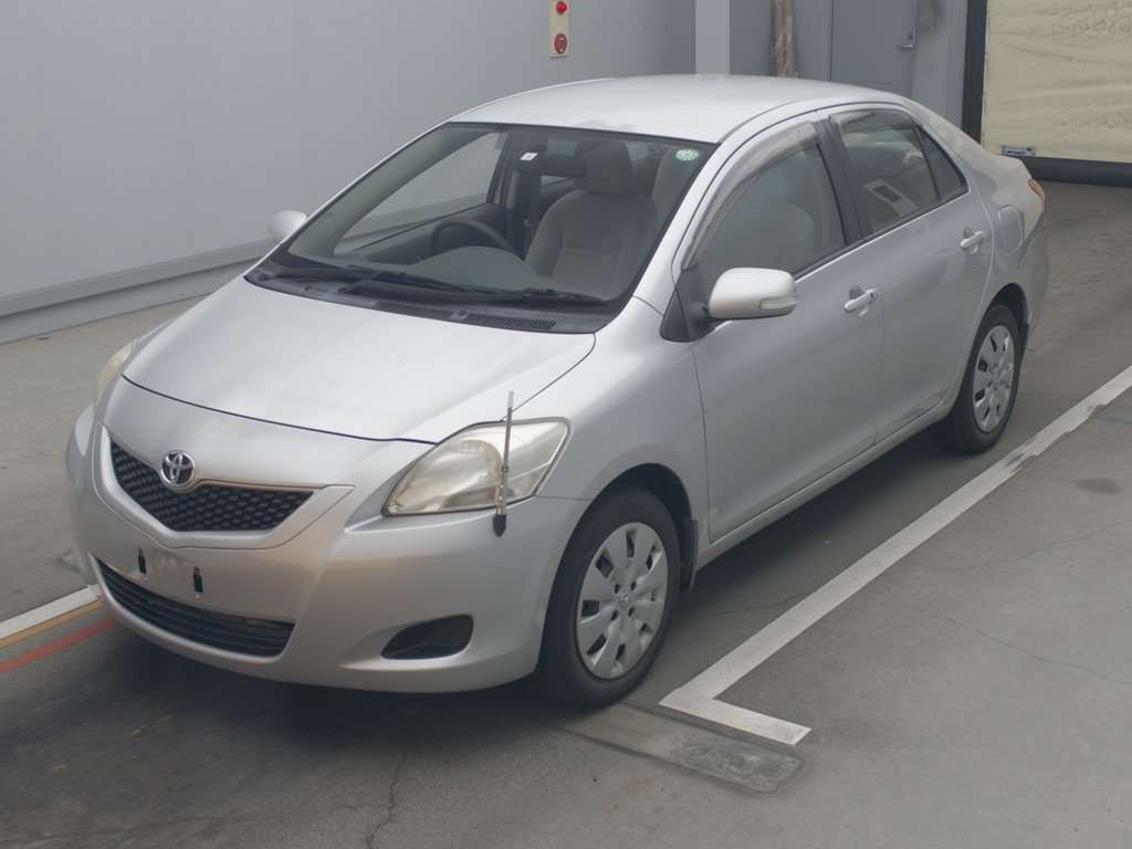 2010 Toyota Belta SCP92[0]