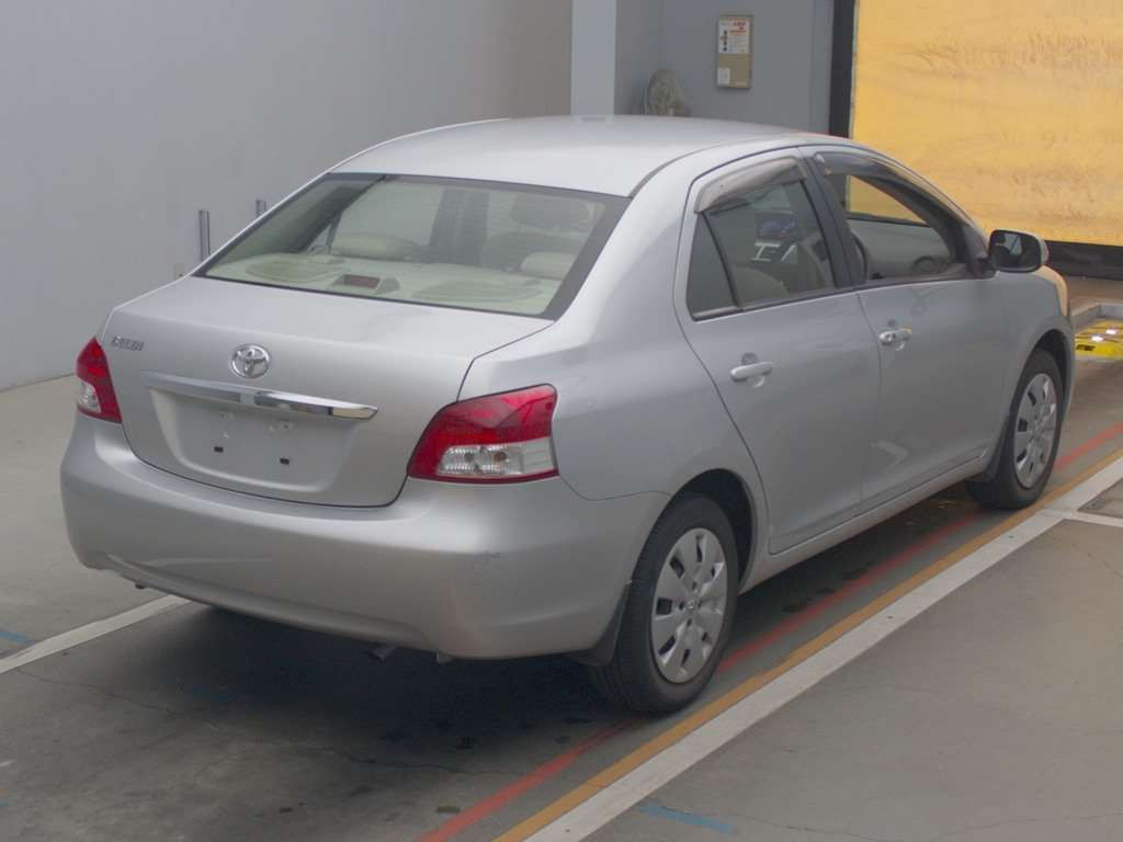 2010 Toyota Belta SCP92[1]