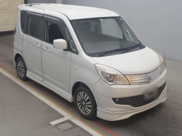 2011 Mitsubishi Delica D2