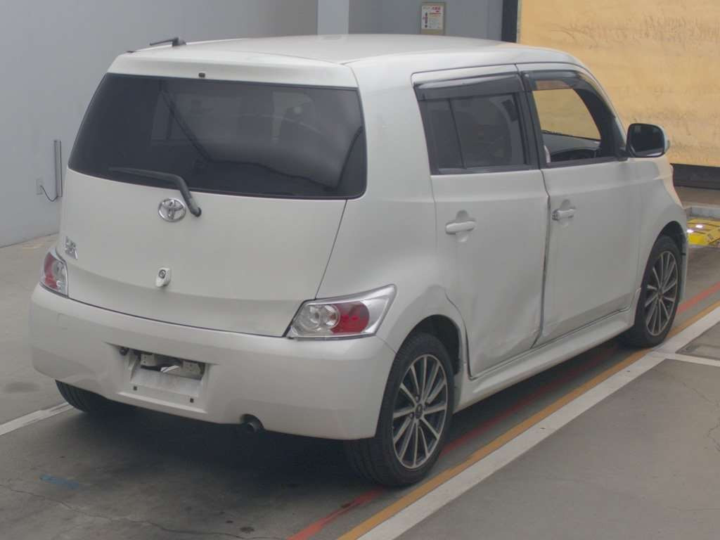 2013 Toyota bB QNC21[1]