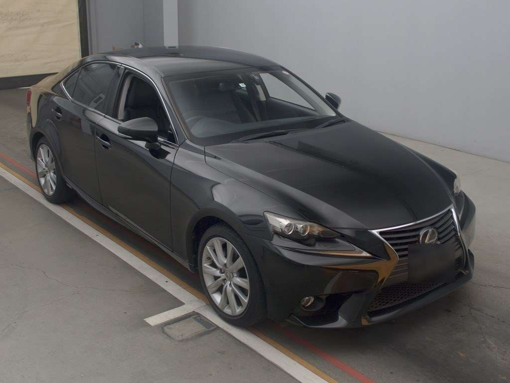 2013 Lexus IS AVE30[2]