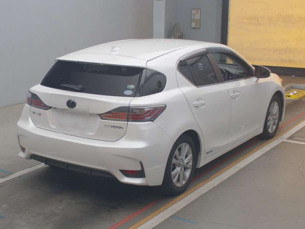 2015 Lexus CT ZWA10[1]