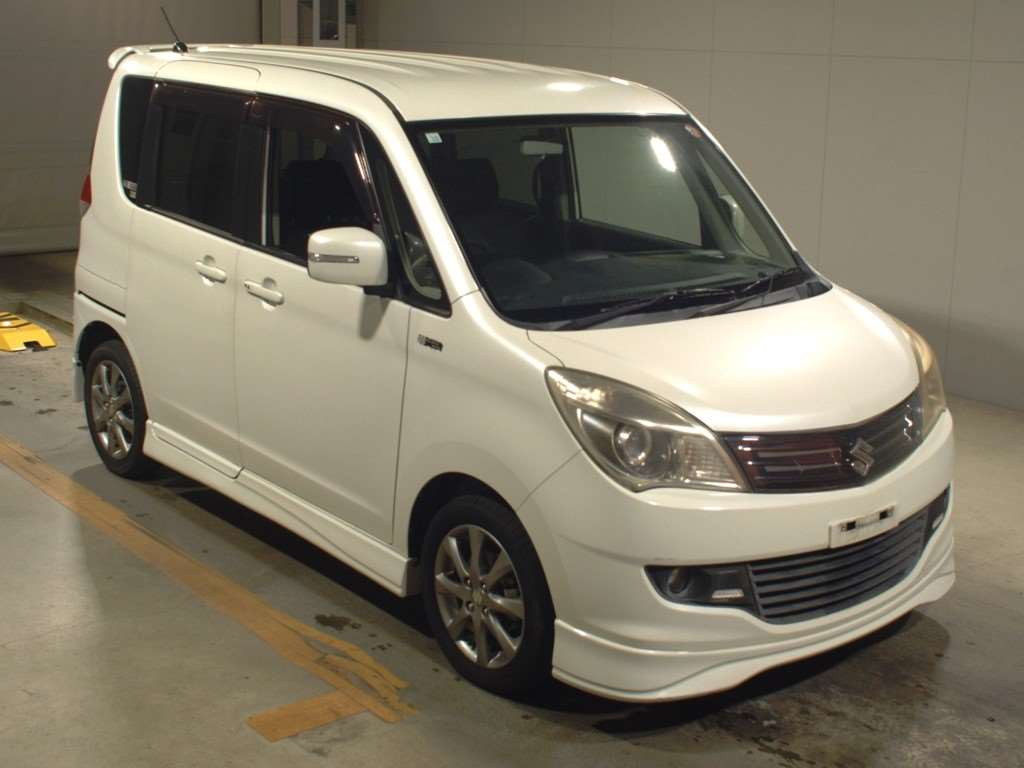 2012 Suzuki Solio MA15S[2]