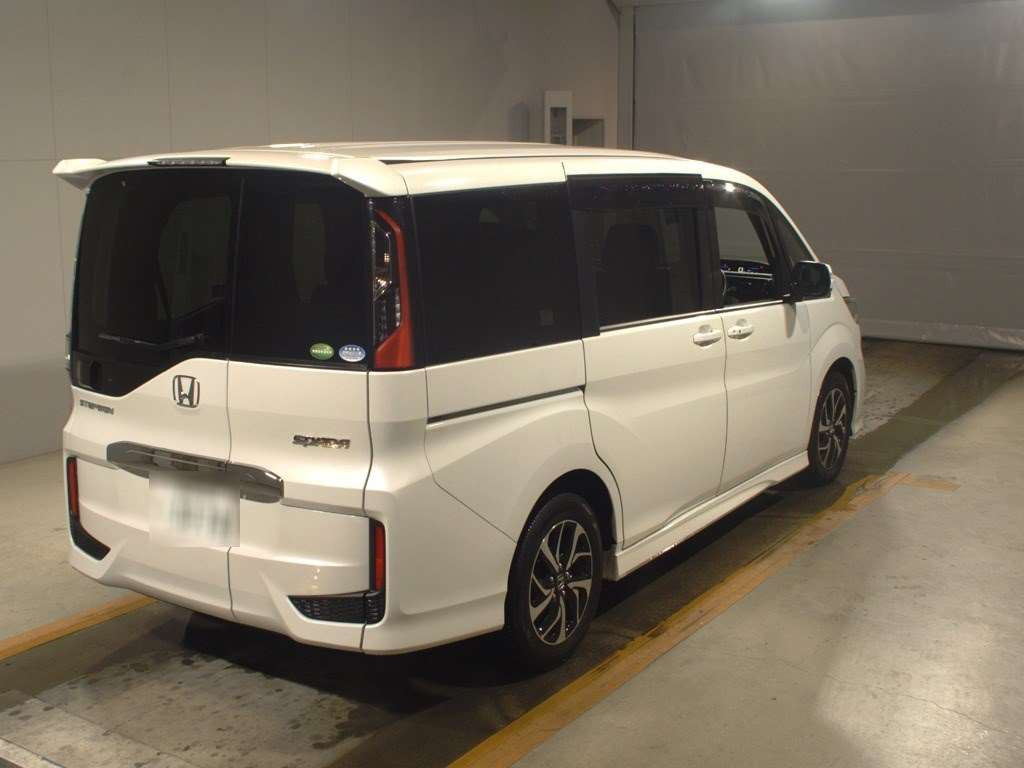 2018 Honda Step WGN Spada RP3[1]