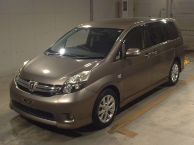 2012 Toyota Isis